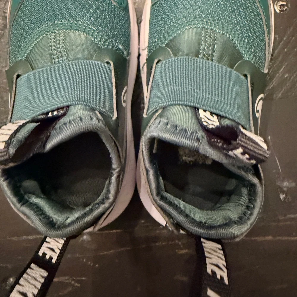Nike Kids Teal Slip-On Sneakers